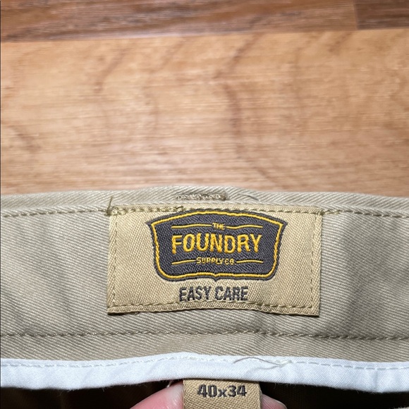 The Foundry Supply Co. Men's Khaki Chinos 40x30 - Picture 2 of 4